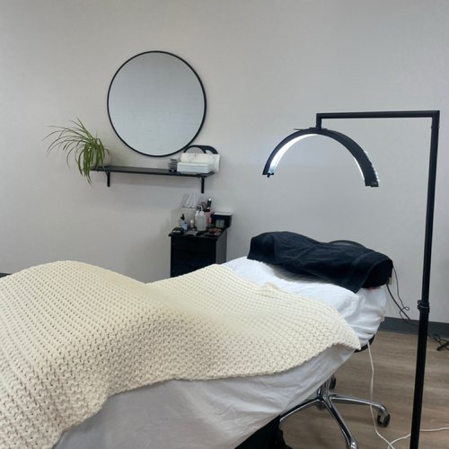 A lash room at Rubi Esthetics